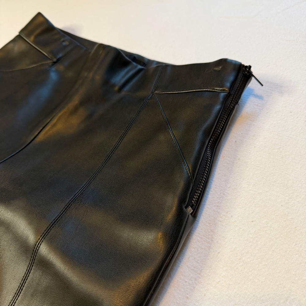 Zara Black Faux Leather Leggings Side Zip w/ Ankle Zip Women's Size XS - Picture 3 of 10